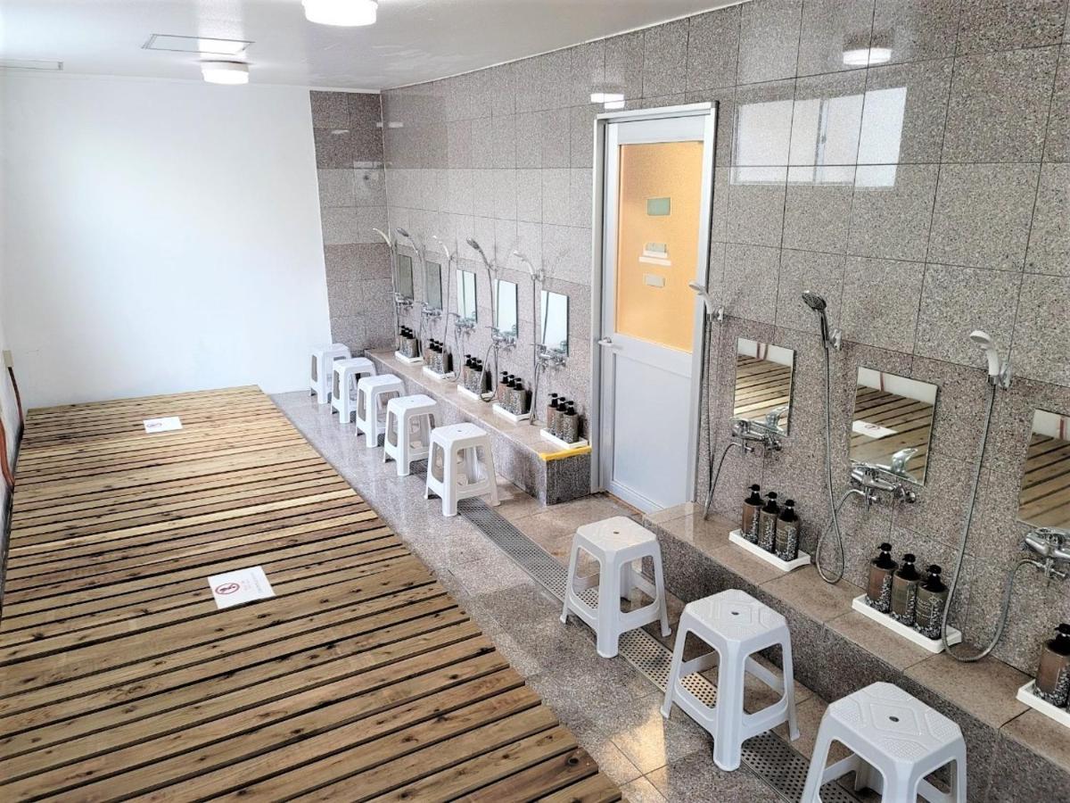 Star Capsule Okinawa Hotel Naha Ngoại thất bức ảnh